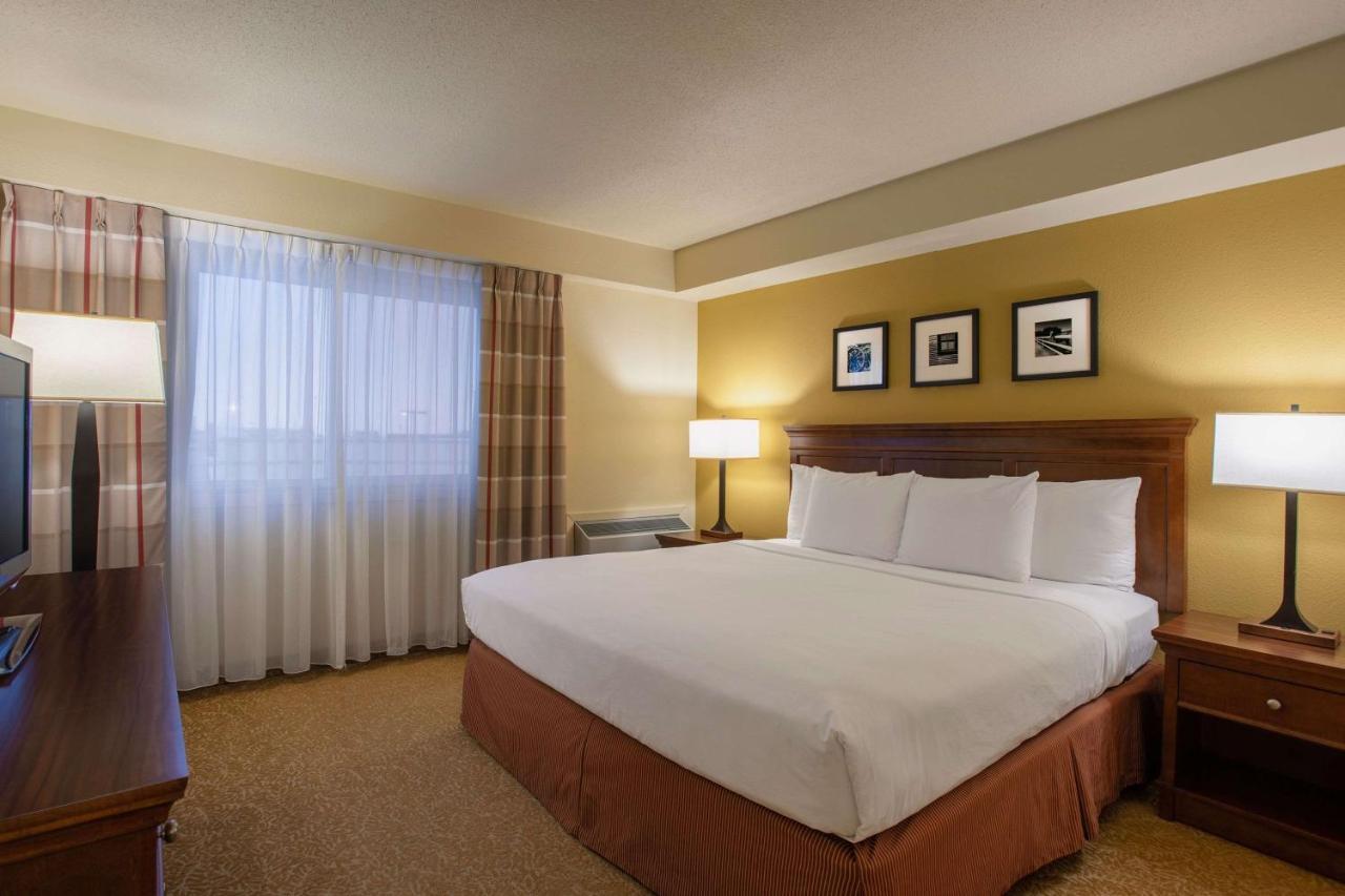 Travelodge Suites By Wyndham Regina - Eastgate Bay Kültér fotó