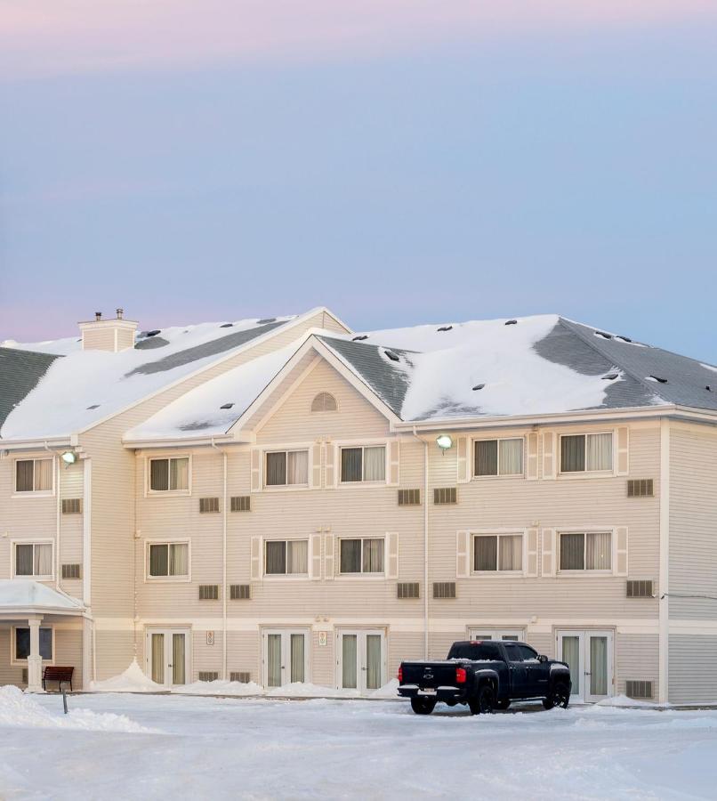 Travelodge Suites By Wyndham Regina - Eastgate Bay Kültér fotó