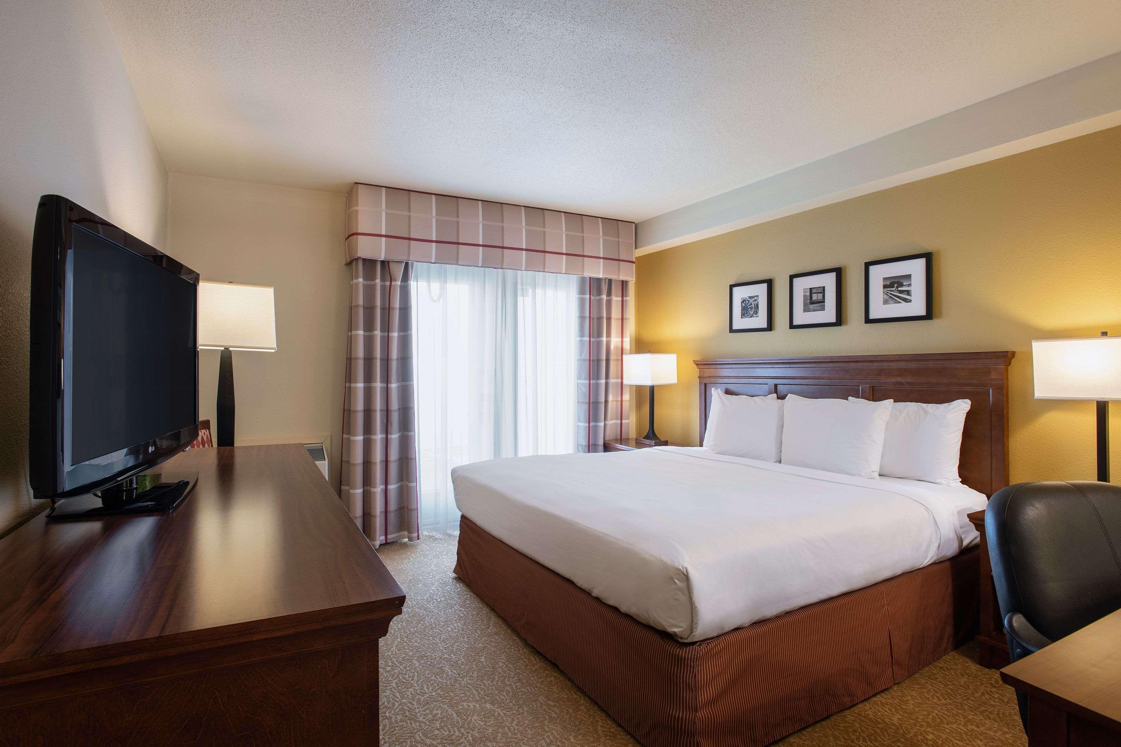Travelodge Suites By Wyndham Regina - Eastgate Bay Kültér fotó