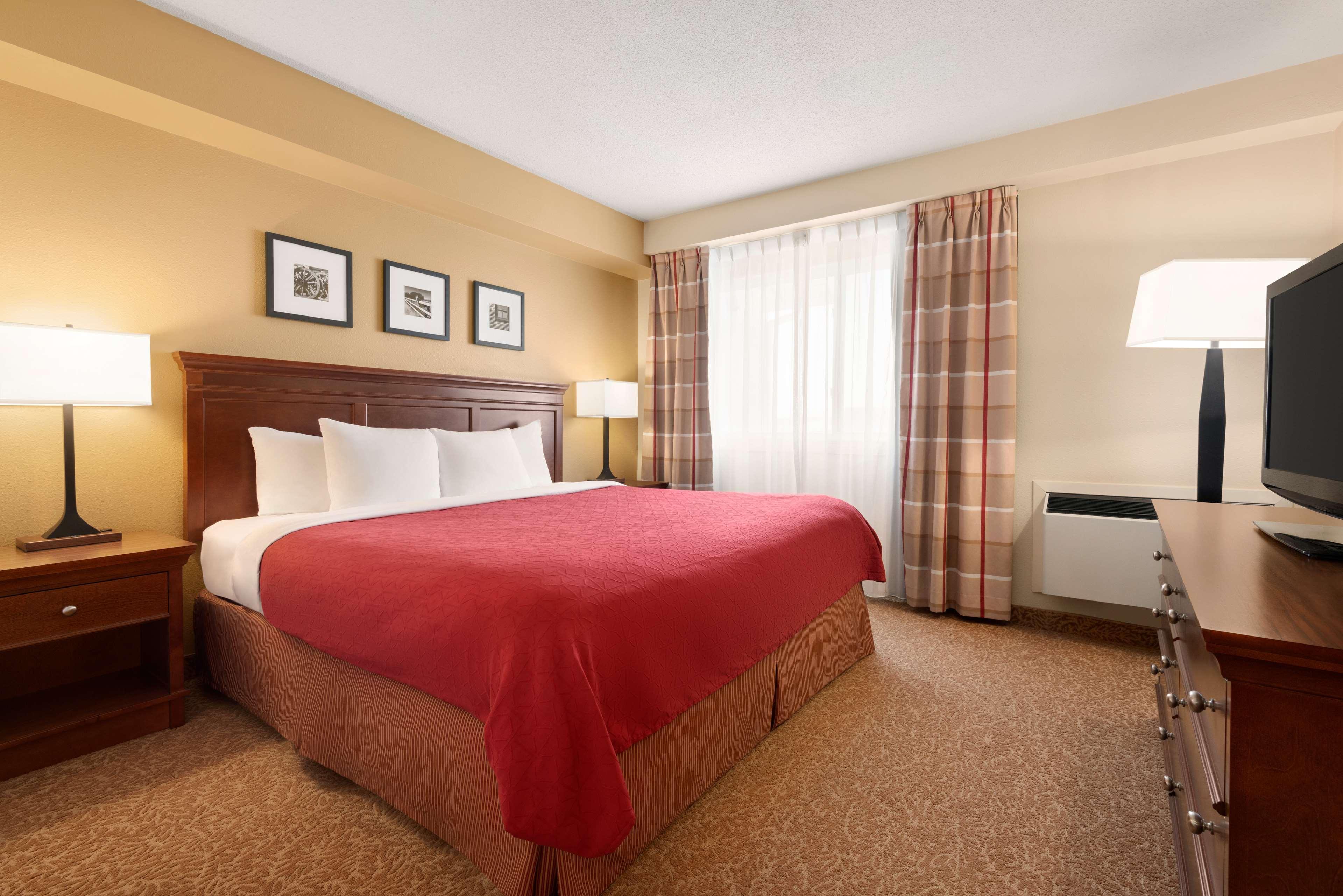 Travelodge Suites By Wyndham Regina - Eastgate Bay Kültér fotó